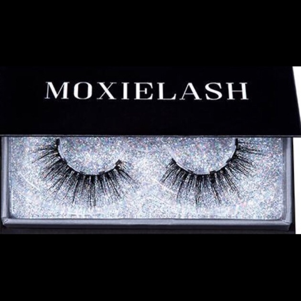 Magnetic lashes moxielash